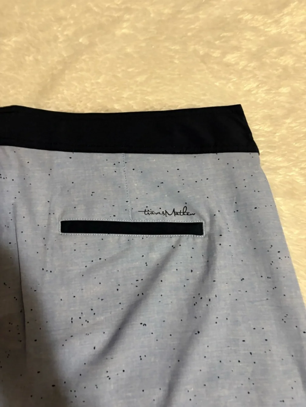 Travis Mathew Men's Eco Collection Yucatan Scallop Blue swim trunks Size 42